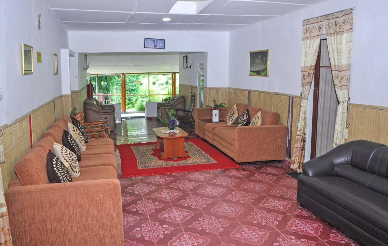 New Happy Inn Нувара-Элия Экстерьер фото