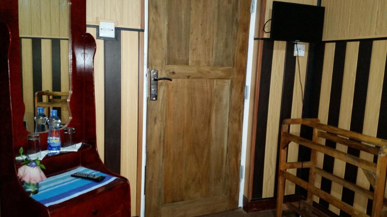 New Happy Inn Нувара-Элия Экстерьер фото
